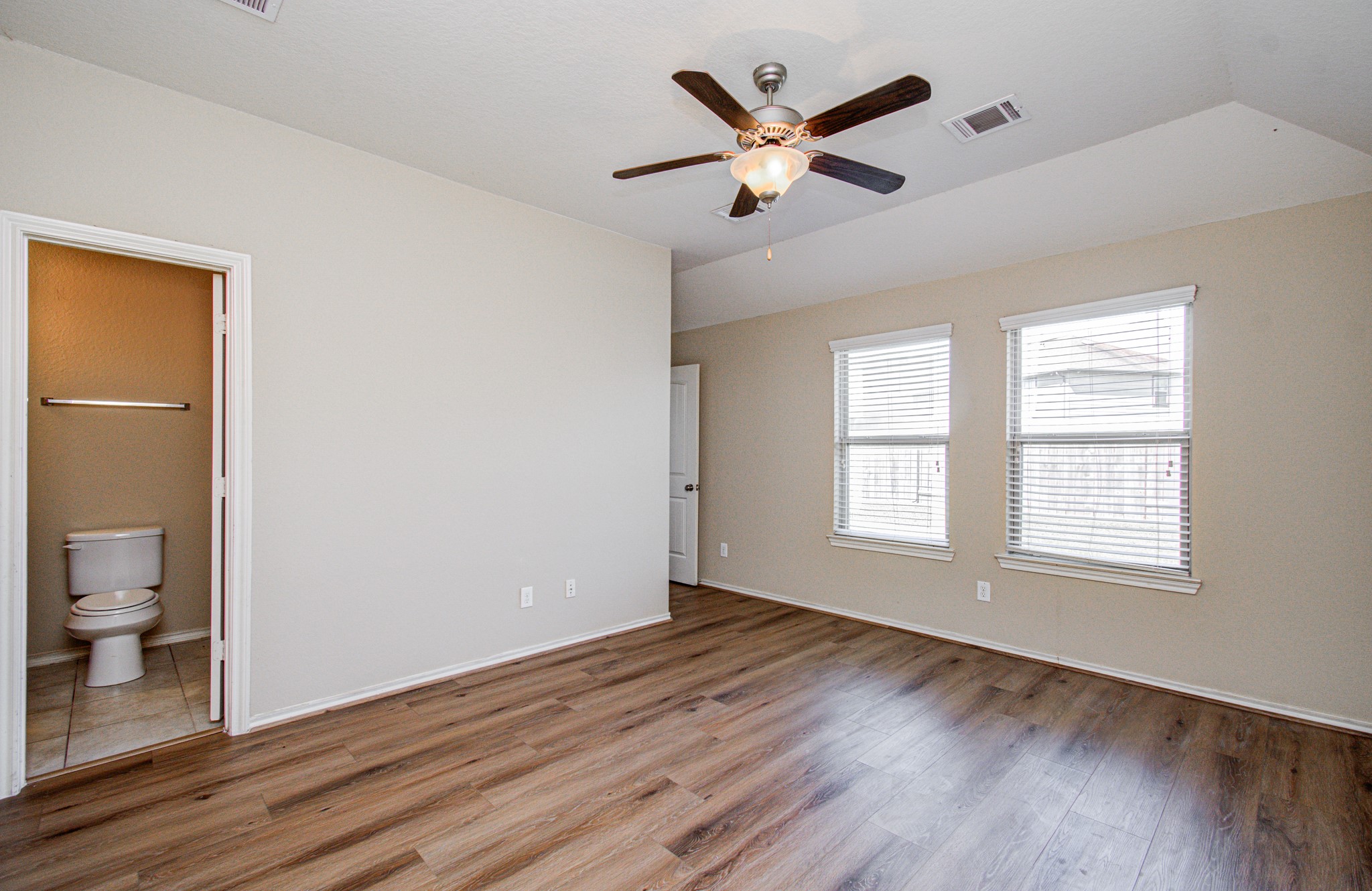 13822 Roman Ridge Lane Houston, TX 77047 - Photo 21 of 29