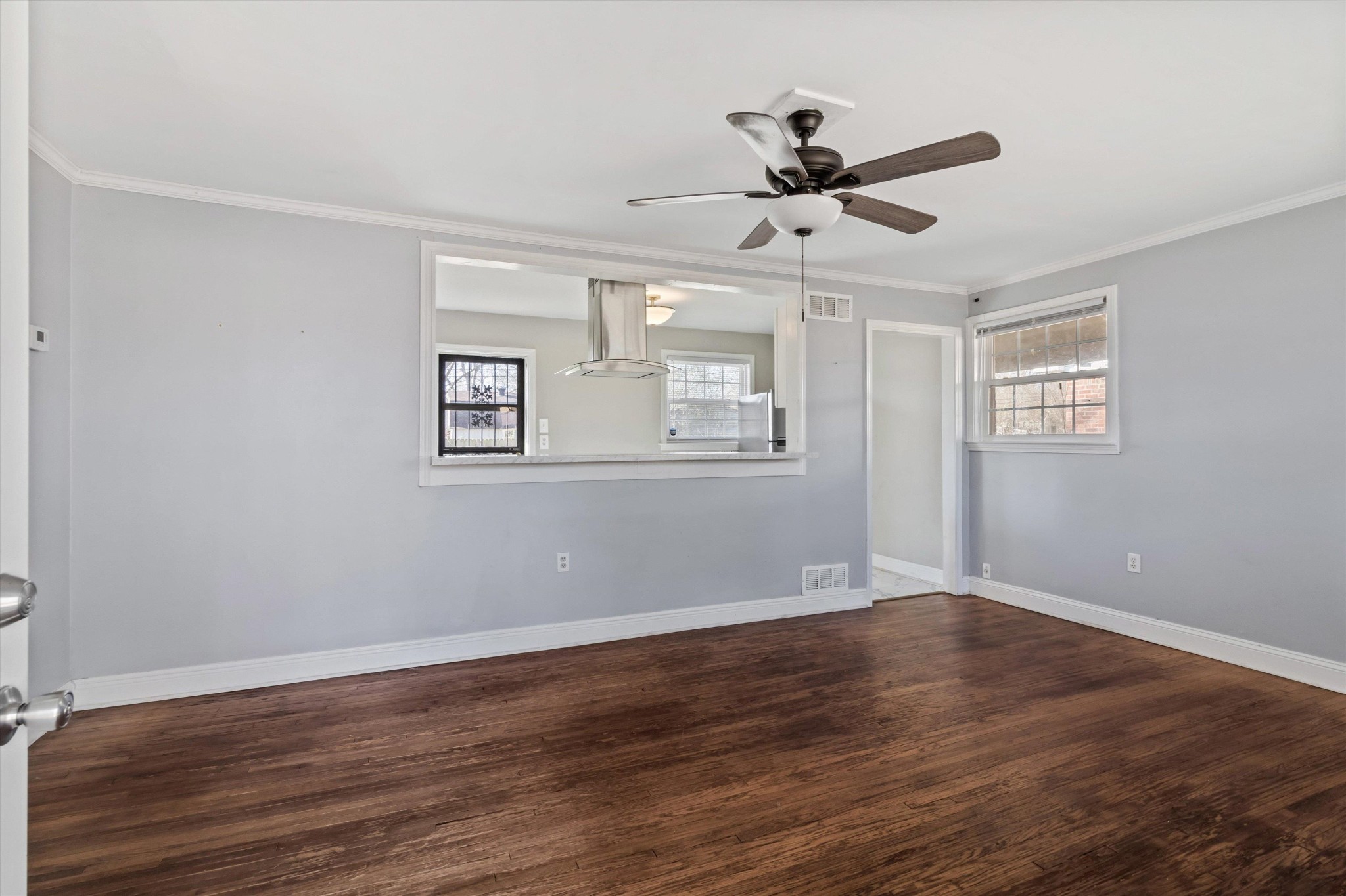 517 Malboro Road Memphis, TN 38120 - Photo 4 of 25 Gallery Image 4