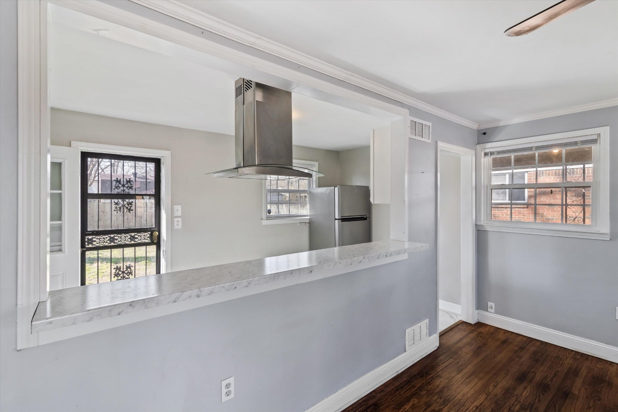 517 Malboro Road Memphis, TN 38120 - Photo 8 of 25 Gallery Image 8