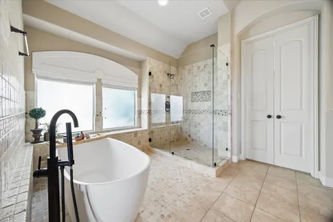 $1,200,000 | 6302 River Pl Boulevard, Austin, TX 78730