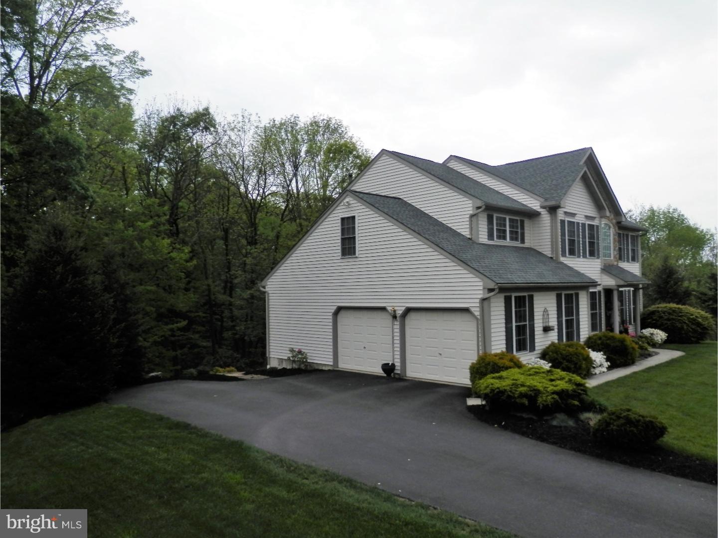 23 Ridgeway Circle Birdsboro, PA 19508 - Photo 2 of 25 Gallery Image 2
