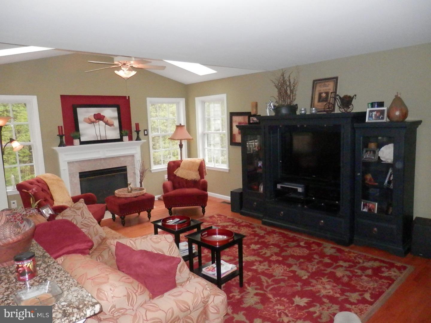 23 Ridgeway Circle Birdsboro, PA 19508 - Photo 4 of 25 Family Room