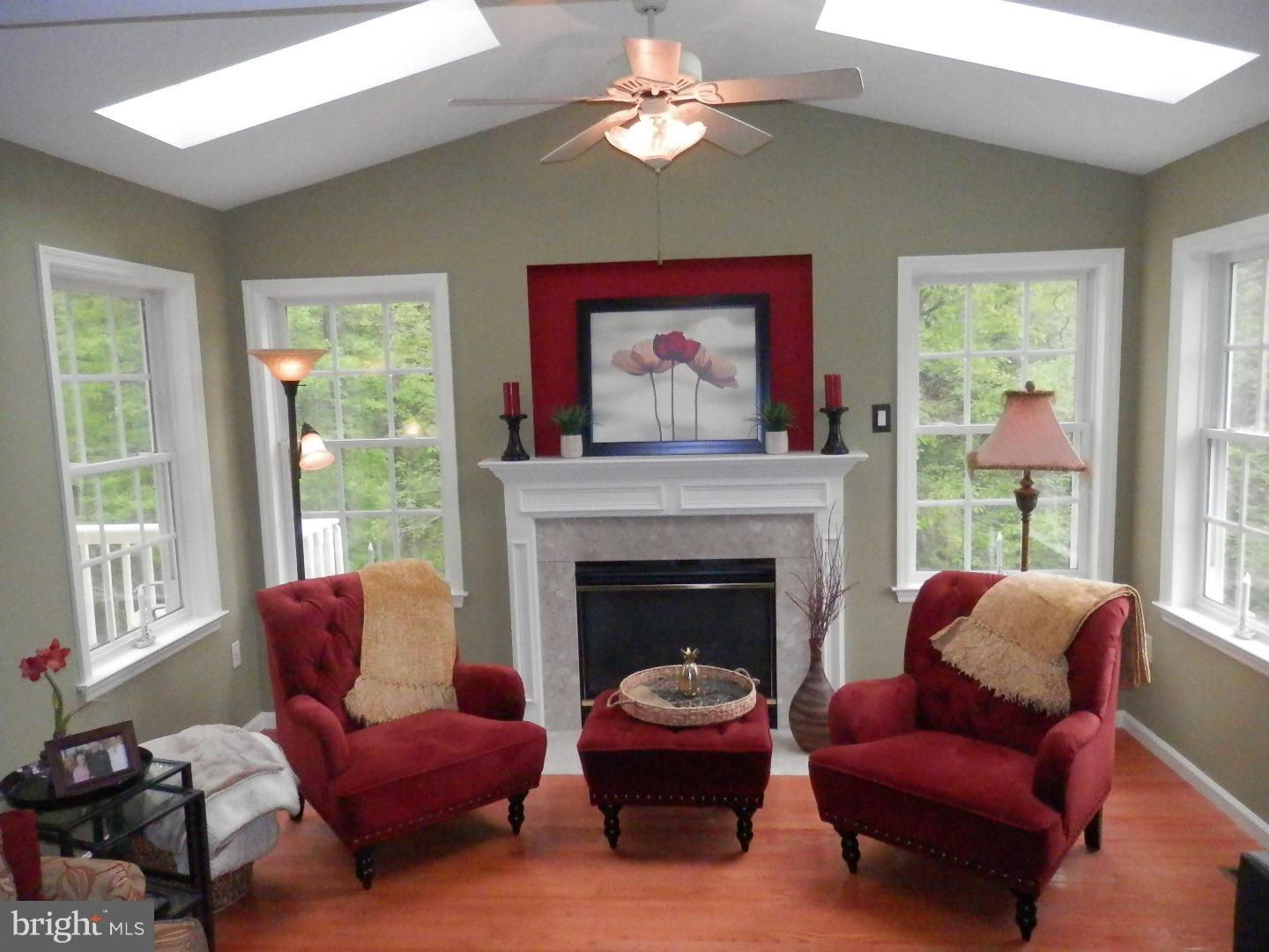 23 Ridgeway Circle Birdsboro, PA 19508 - Photo 5 of 25 Family Room