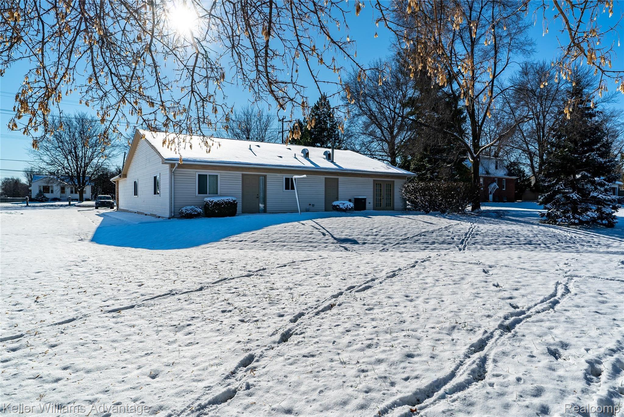 33729 Mulvey Road Fraser, MI 48026 - Photo 41 of 44 MulveyRd_33729_Back 4.jpg