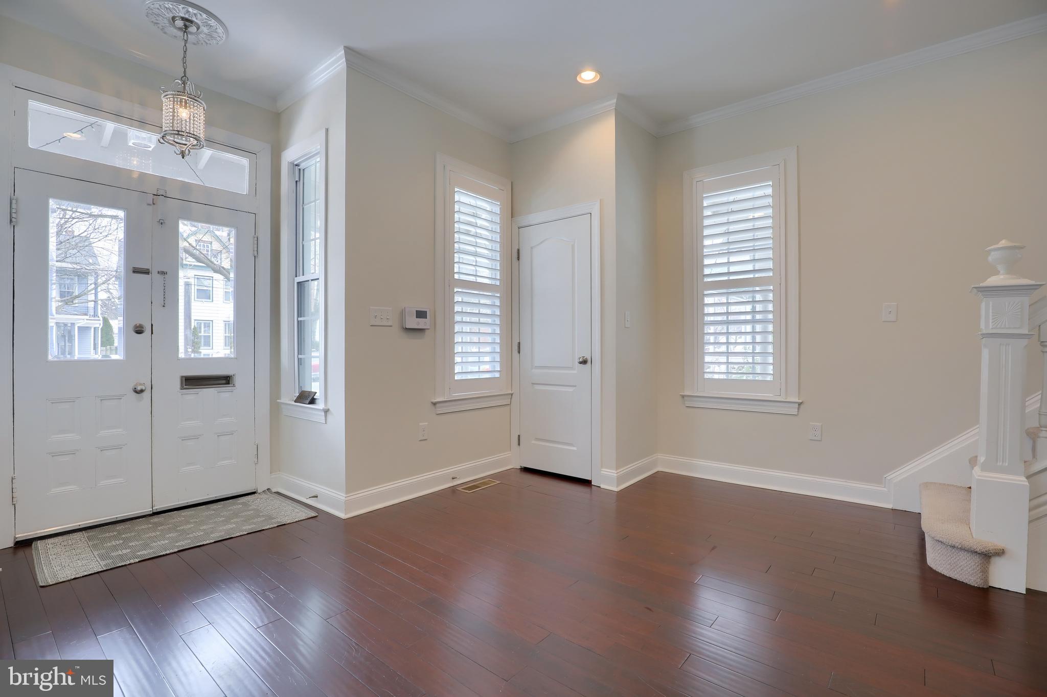 206 South Broad Street Lititz, PA 17543 - Photo 3 of 39