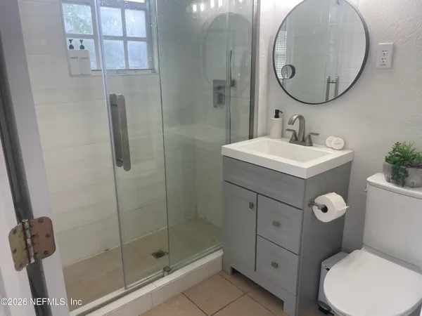$2,300 | 319 1st Avenue North, Unit 1A, Jacksonville Beach, FL 32250