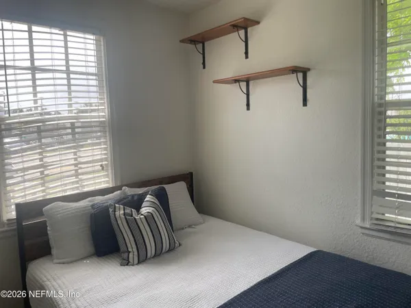 $2,300 | 319 1st Avenue North, Unit 1A, Jacksonville Beach, FL 32250
