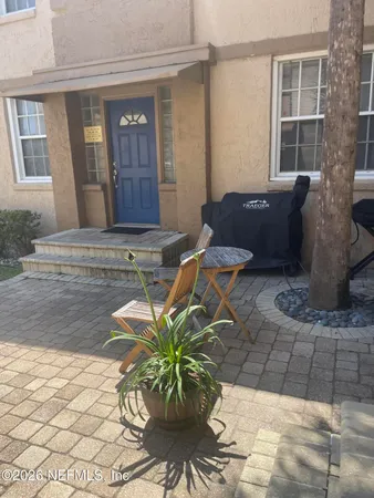 $2,300 | 319 1st Avenue North, Unit 1A, Jacksonville Beach, FL 32250