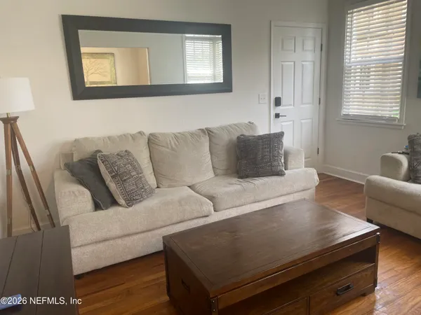 $2,300 | 319 1st Avenue North, Unit 1A, Jacksonville Beach, FL 32250