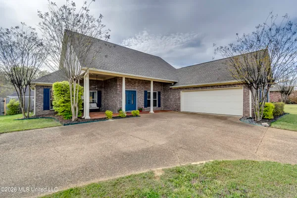 $338,000 | 329 Towne Street, Brandon, MS 39042
