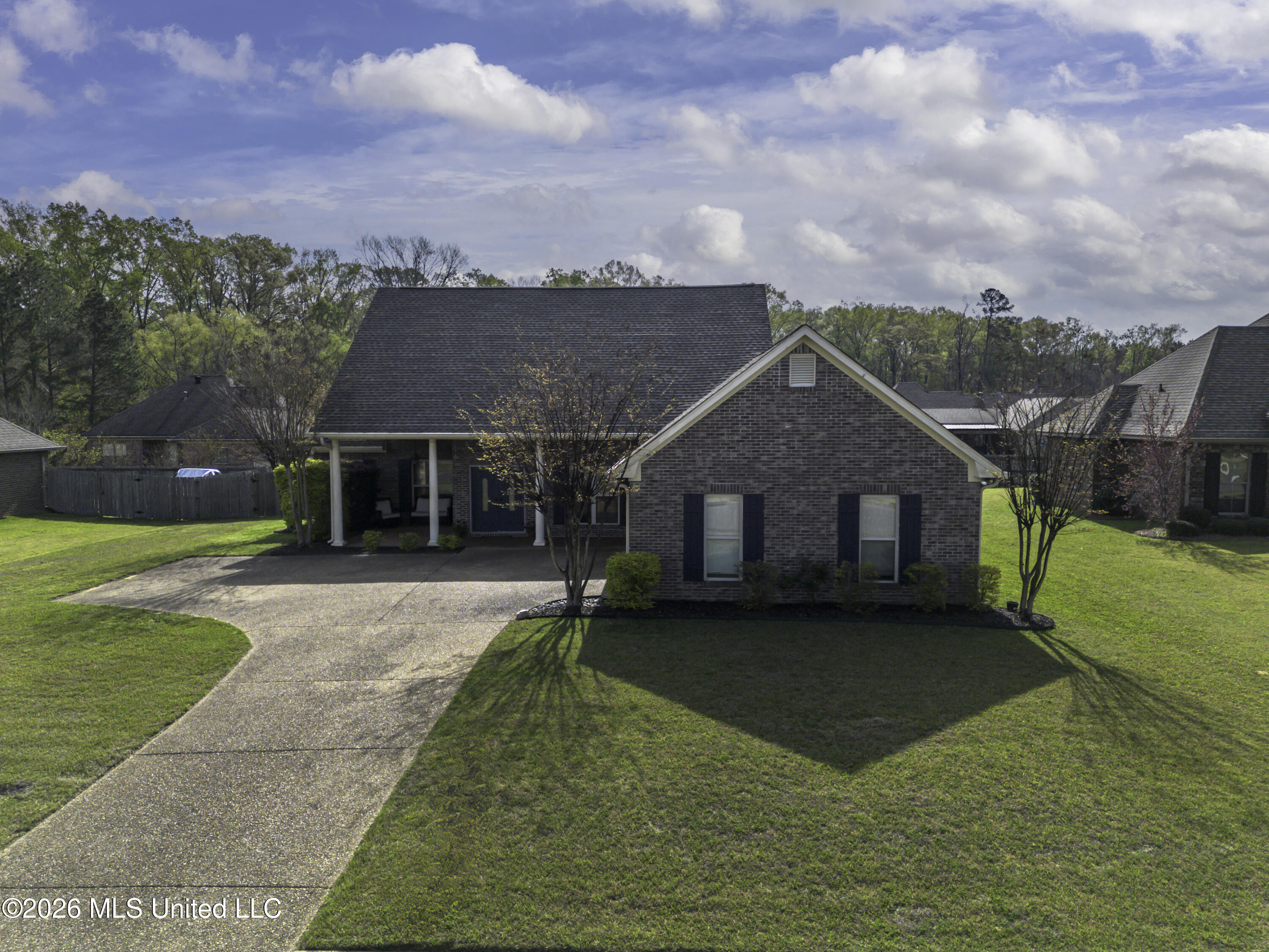 329 Towne Street Brandon, MS 39042 - Photo 3 of 72 329 Town St Drone-0736
