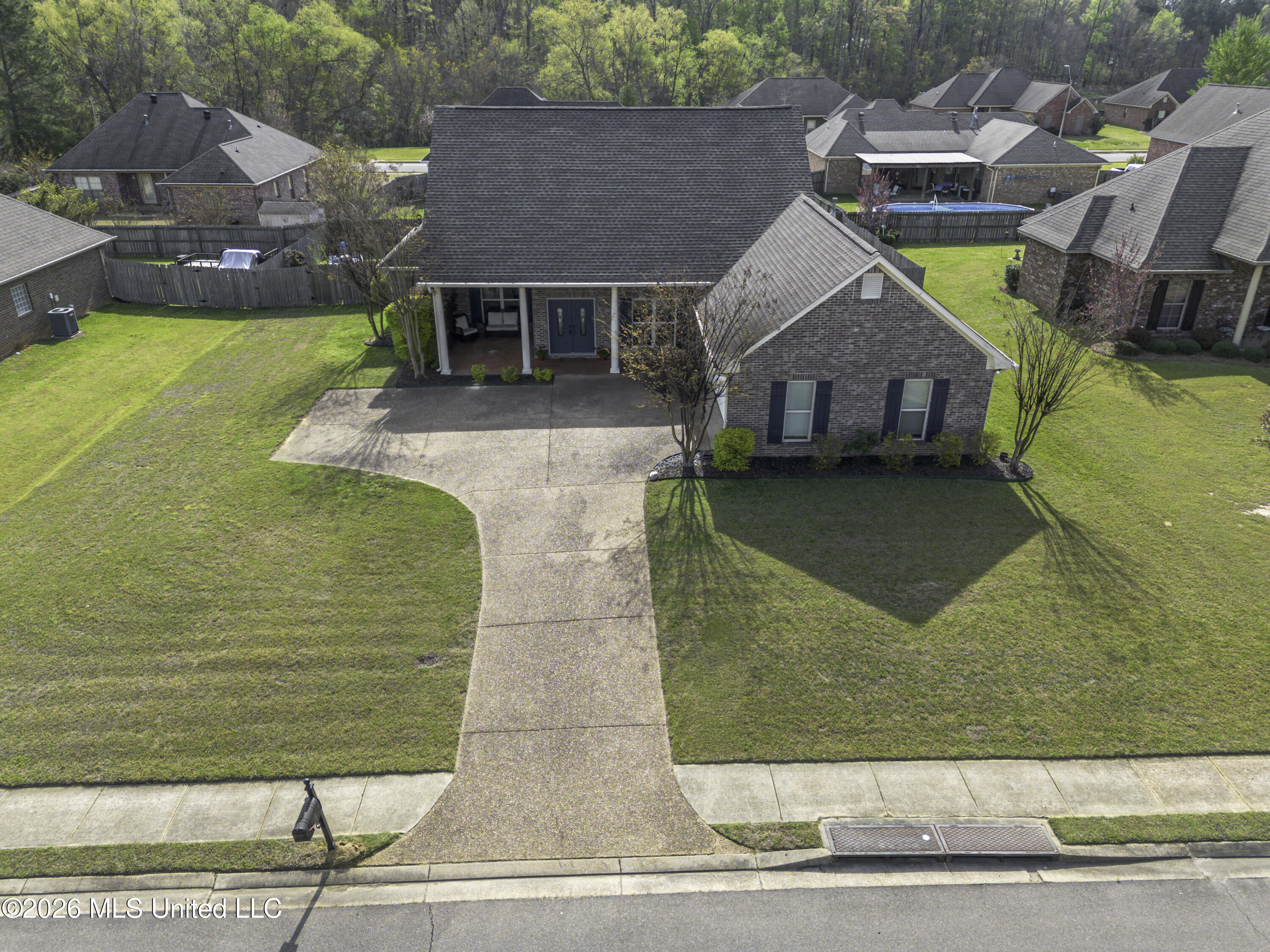 329 Towne Street Brandon, MS 39042 - Photo 4 of 72 329 Town St Drone-0751