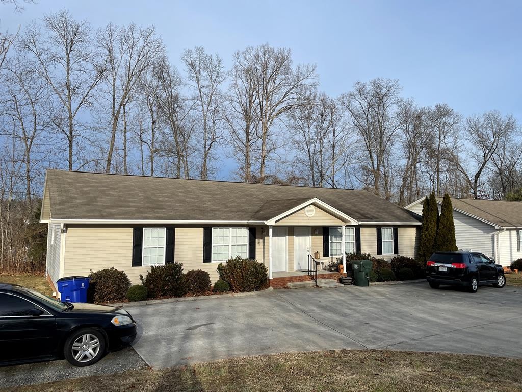 396 Lyles Road Southeast Cleveland, TN 37323 - Photo 2 of 27 Gallery Image 2