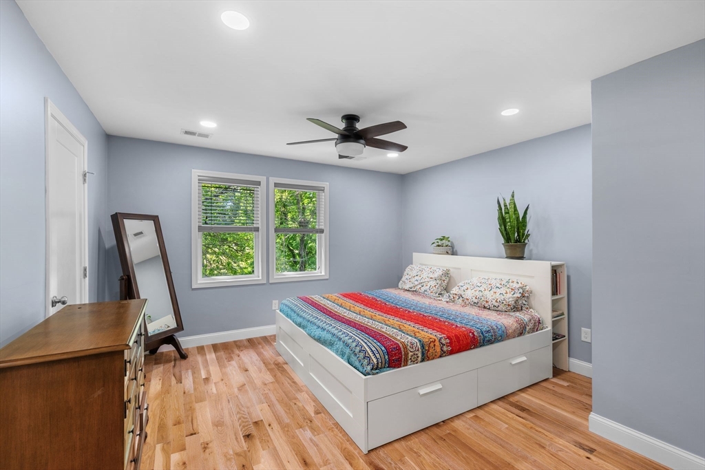 72 Manchester Street, Unit 72 Lowell, MA 01852 - Photo 15 of 41