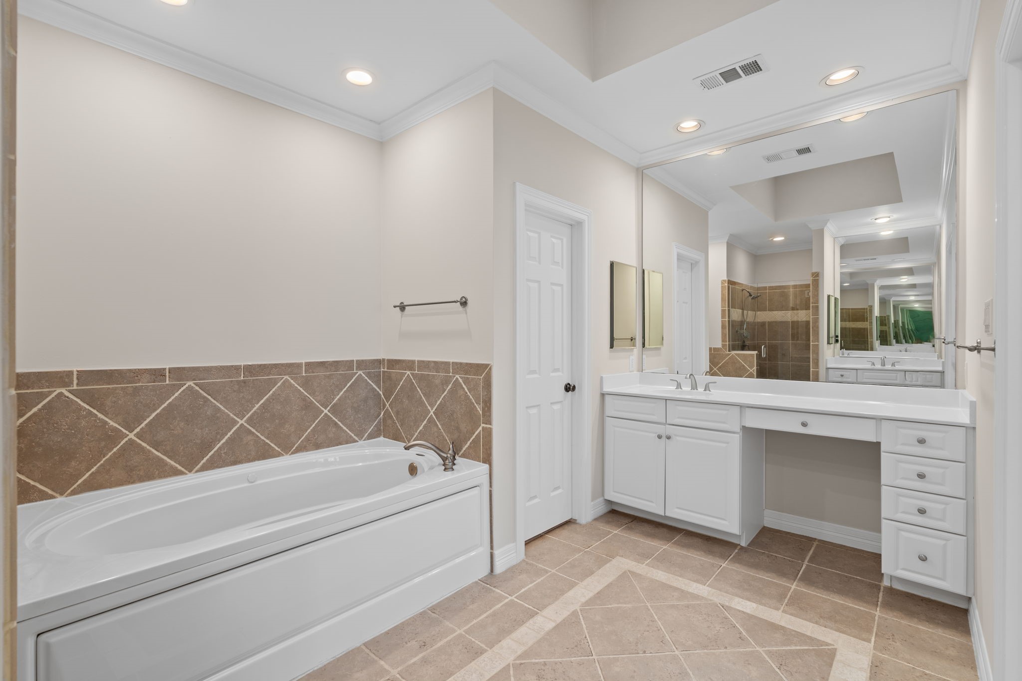 2196 Bancroft Lane Houston, TX 77027 - Photo 25 of 30 Every detail is designed for comfort and elegance, making this space both functional and indulgent.