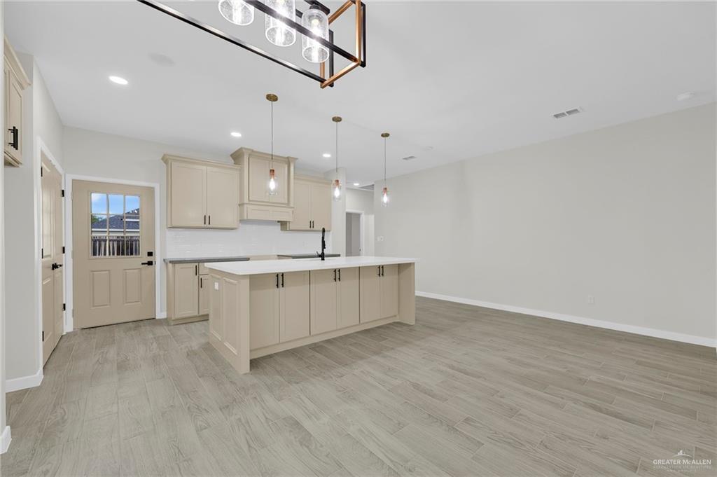 2709 East Comal Road Edinburg, TX 78542 - Photo 5 of 22