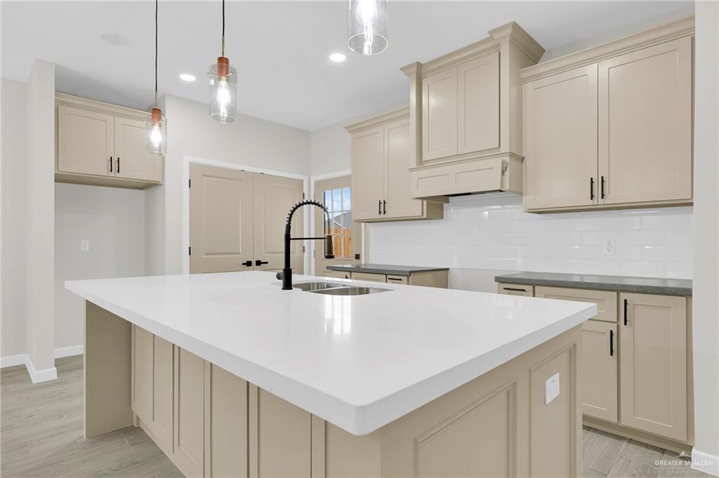 2709 East Comal Road Edinburg, TX 78542 - Photo 7 of 22