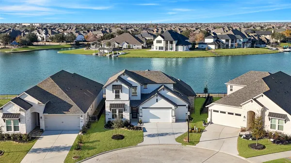 $980,000 | 18706 Mystic Maple Lane, Cypress, TX 77433