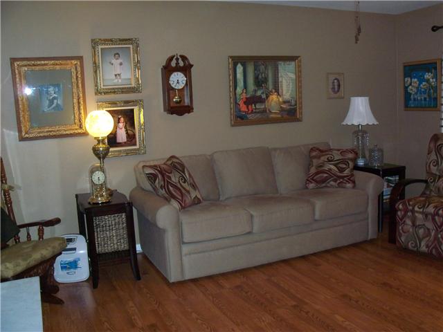 1614 Grandaddy Road Lawrenceburg, TN 38464 - Photo 6 of 18 Gallery Image 6