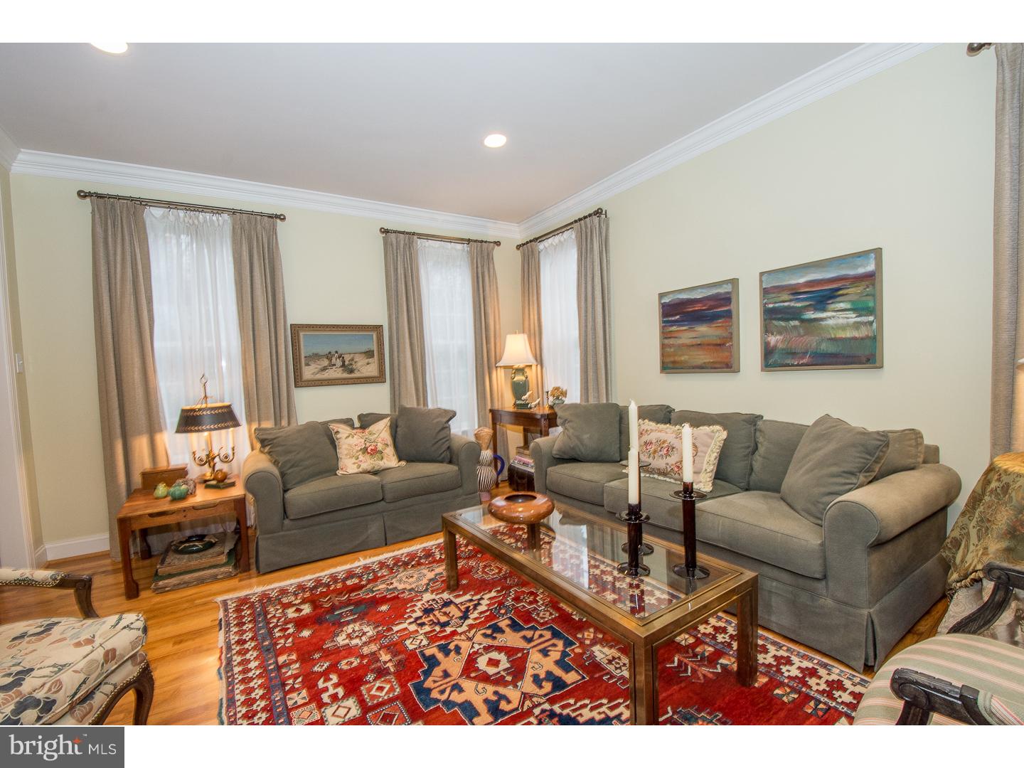 111 Minfford Road Bala Cynwyd, PA 19004 - Photo 3 of 25 Living Room