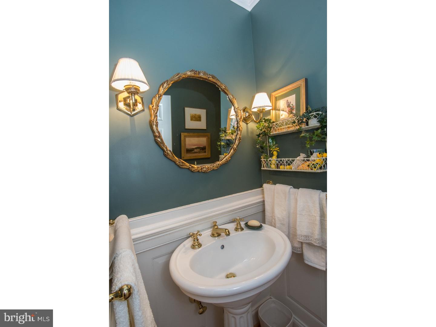 111 Minfford Road Bala Cynwyd, PA 19004 - Photo 10 of 25 Bathroom