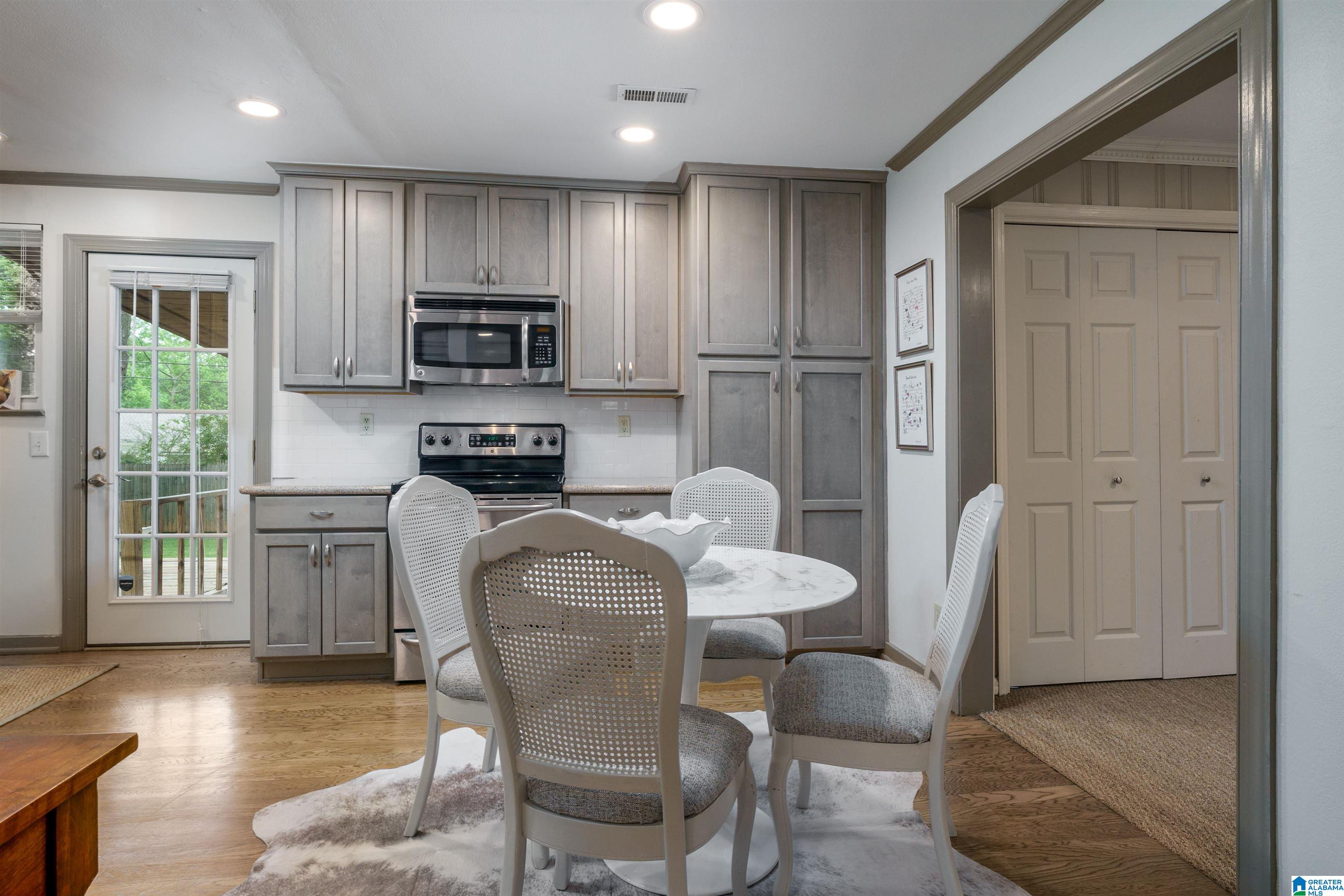 1106 Sims Avenue Birmingham, AL 35213 - Photo 14 of 34