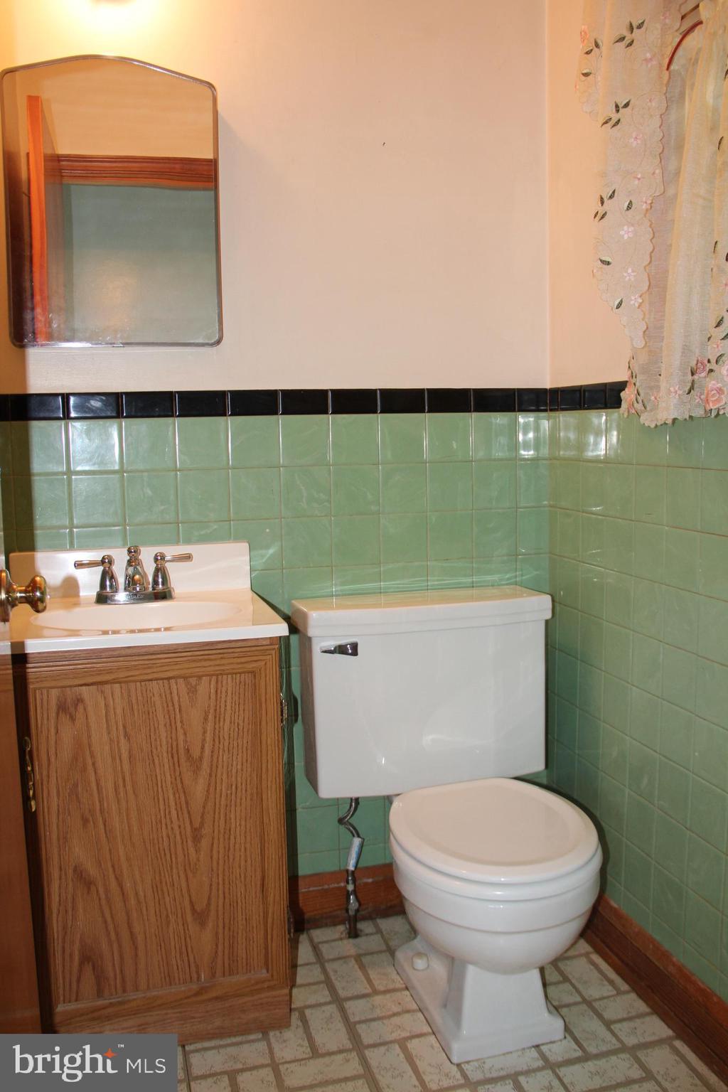 2906 Northwind Road Baltimore, MD 21234 - Photo 21 of 45 Half Bath