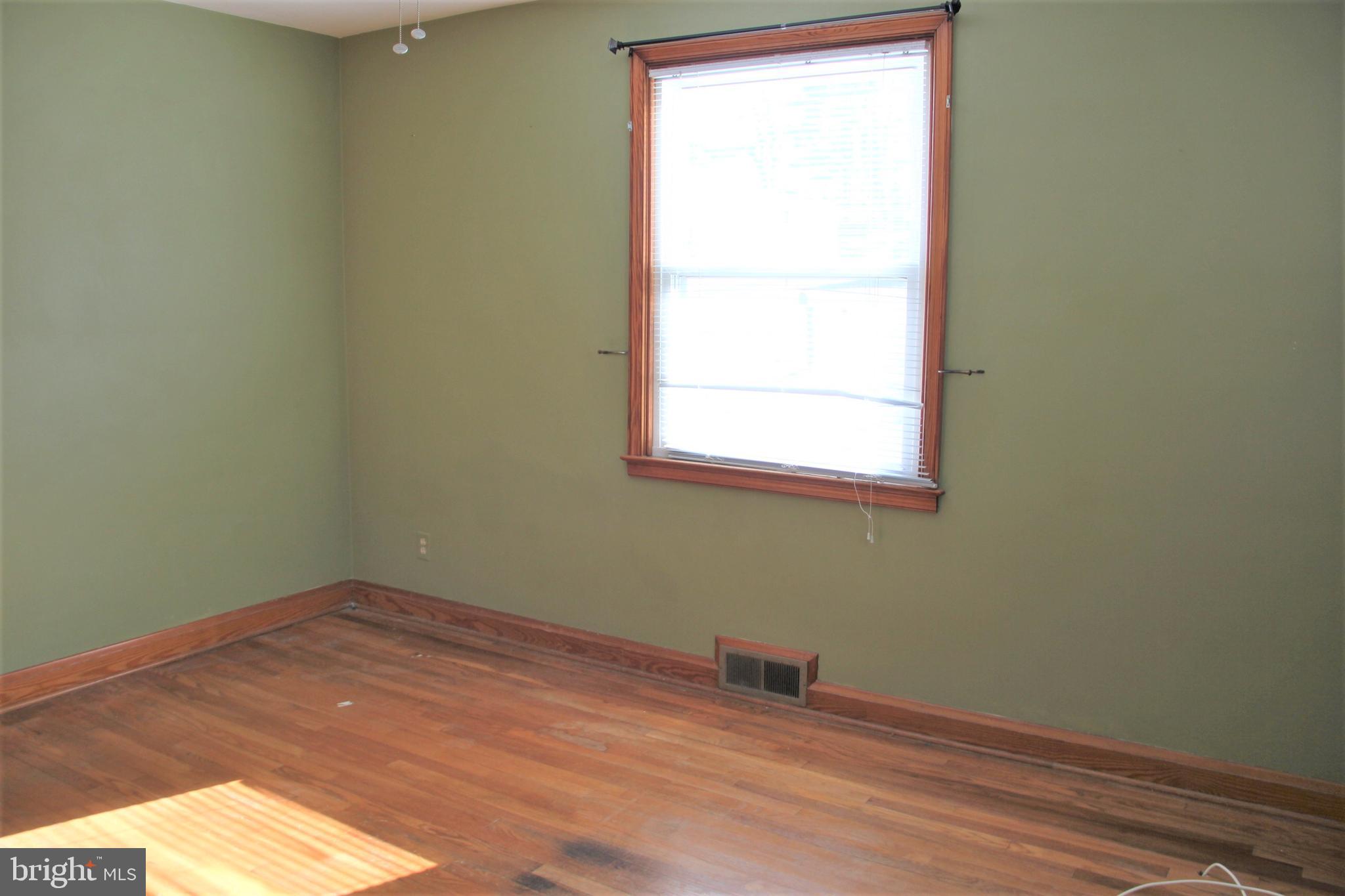2906 Northwind Road Baltimore, MD 21234 - Photo 23 of 45 Bedroom