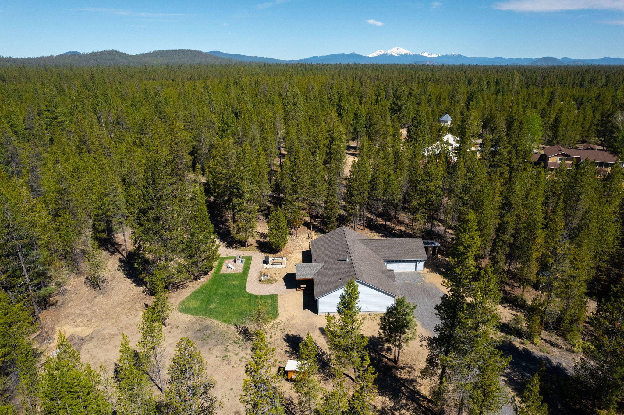 52025 Read Loop La Pine, OR 97739 - Photo 1 of 39 52025 Read Lp (3 of 38)