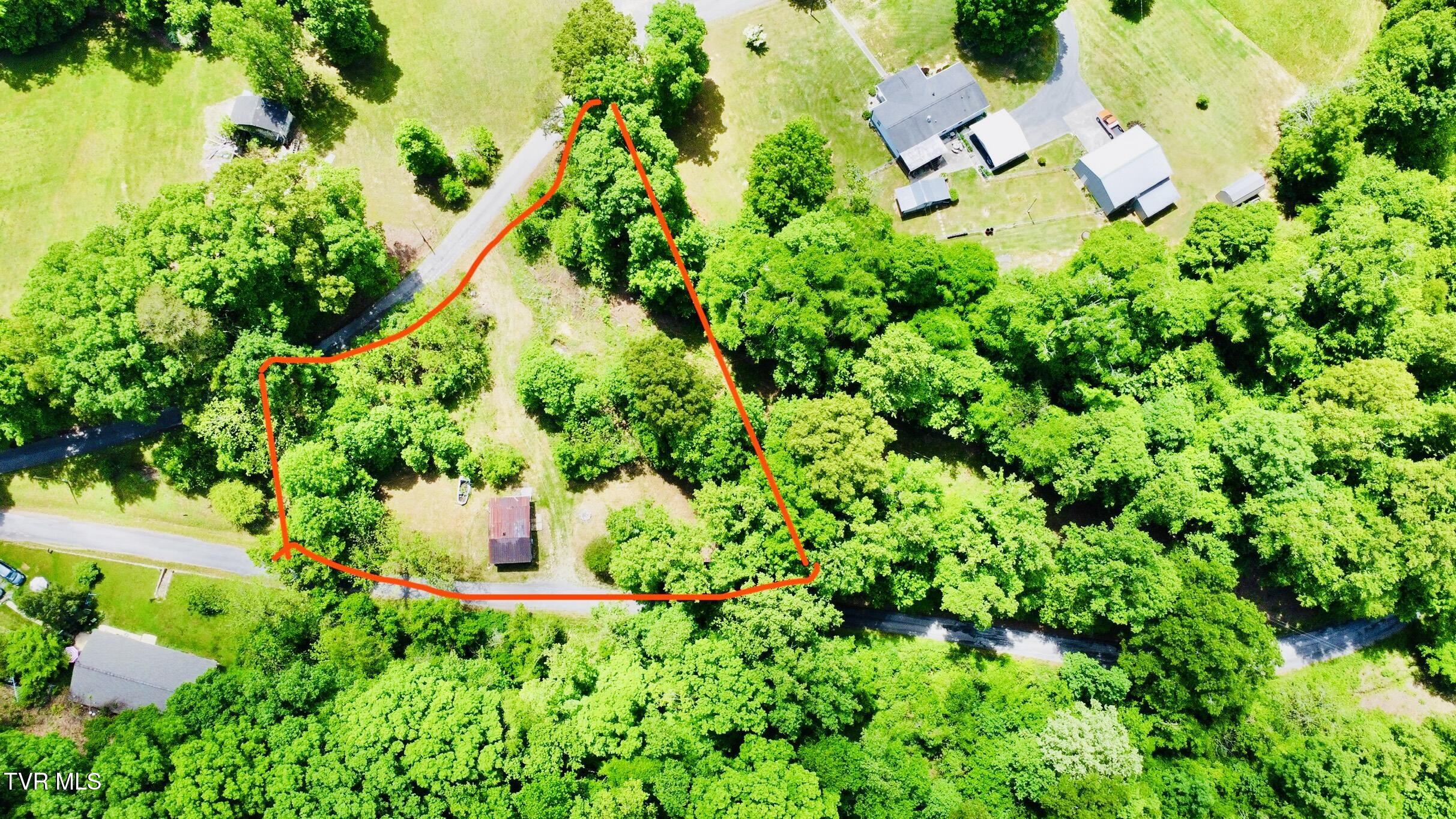 125 Fiddler Road Surgoinsville, TN 37873 - Photo 11 of 24 dji_fly_20240505_135634_829_171493180103