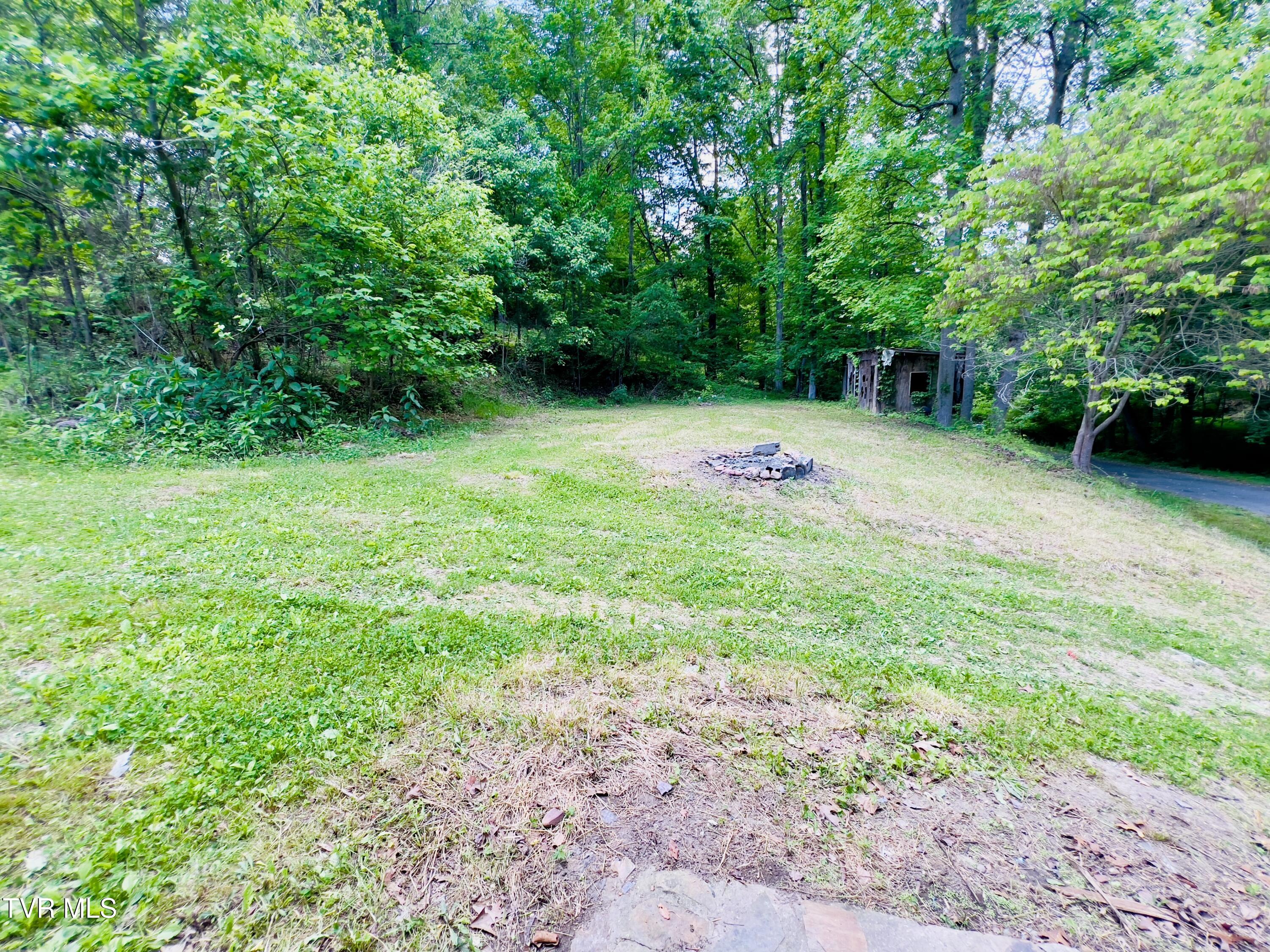 125 Fiddler Road Surgoinsville, TN 37873 - Photo 12 of 24 IMG_8999