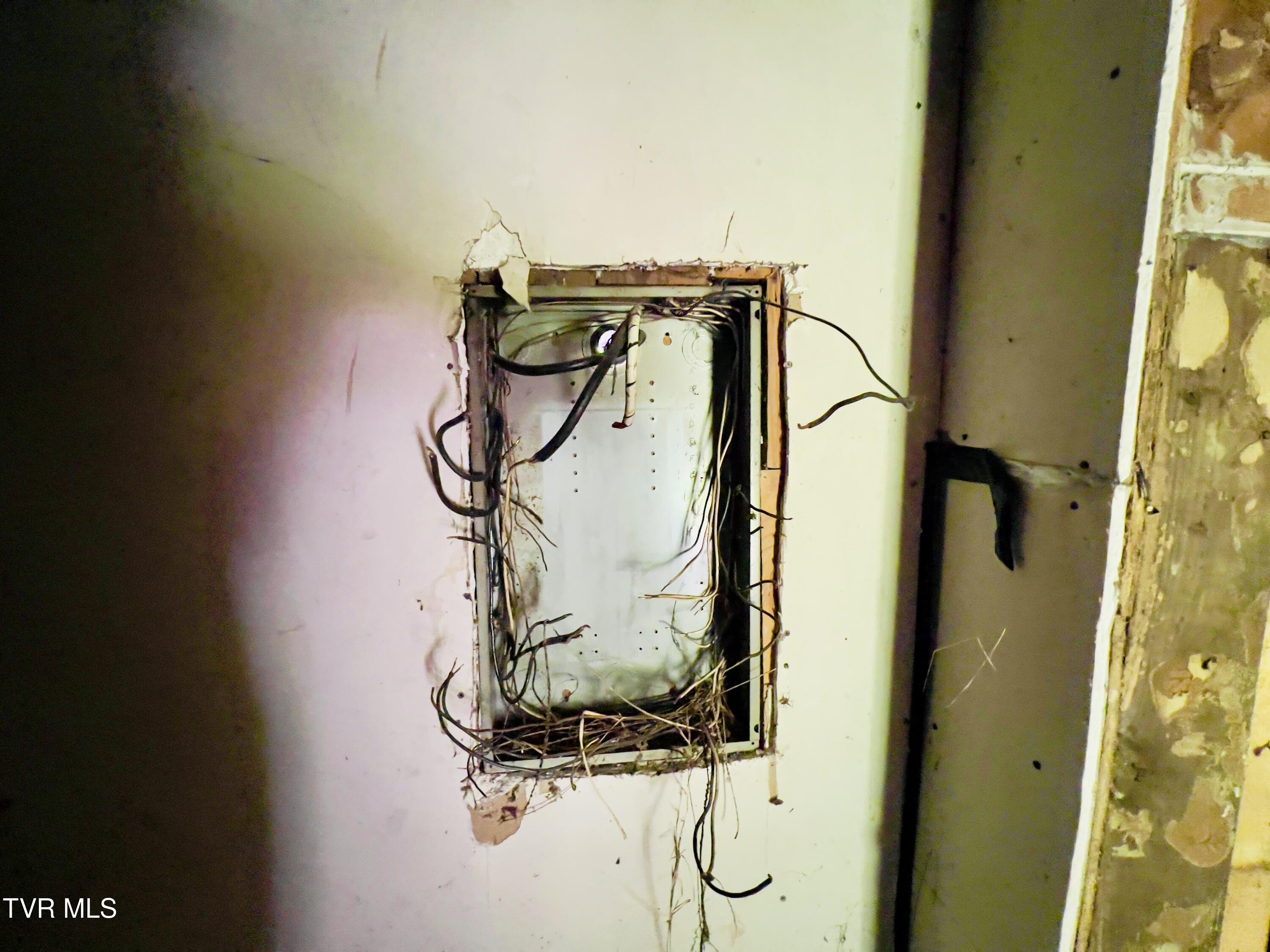 125 Fiddler Road Surgoinsville, TN 37873 - Photo 18 of 24 IMG_9008