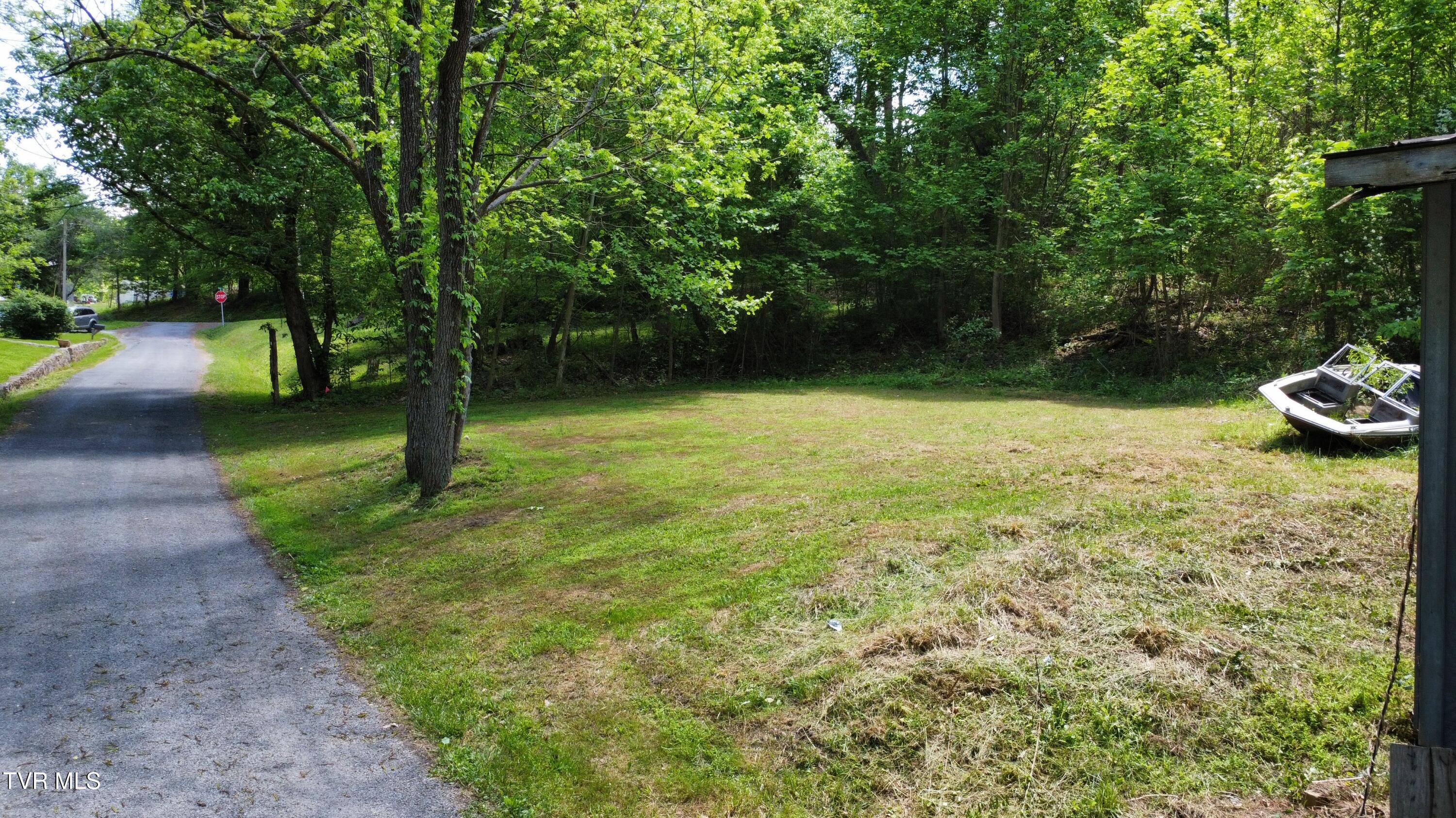 125 Fiddler Road Surgoinsville, TN 37873 - Photo 6 of 24 dji_fly_20240505_140802_856_171493249040