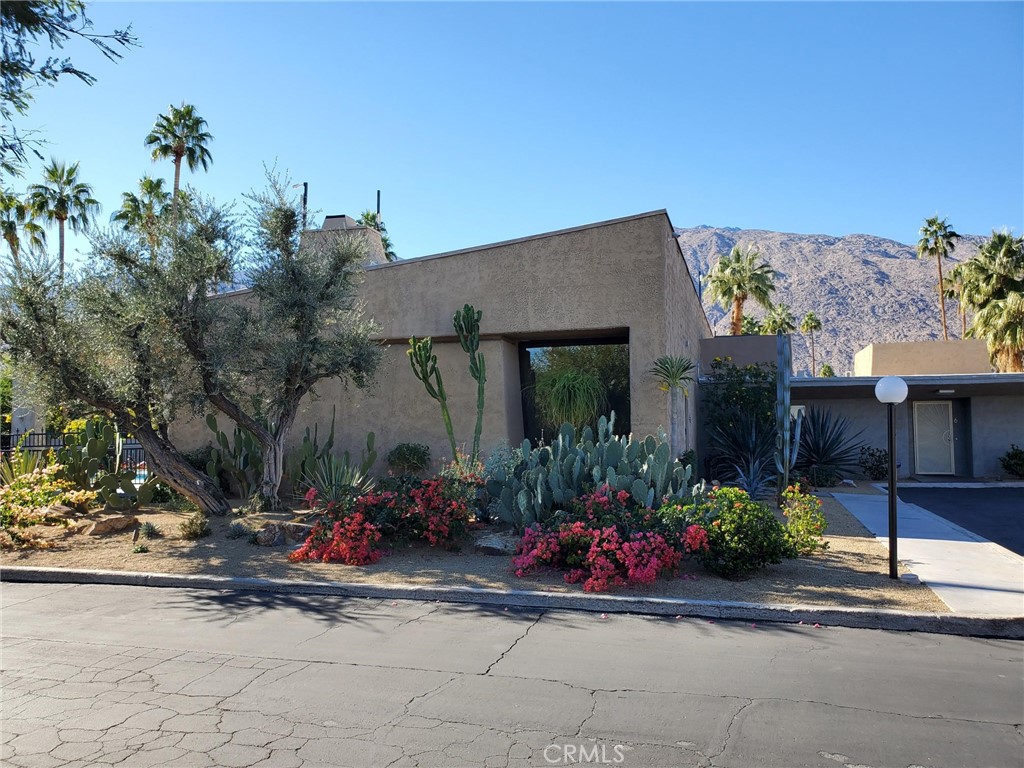 1111 Ramon Road, Unit 87 Palm Springs, CA 92264 - Photo 50 of 54 front view of a house with a street