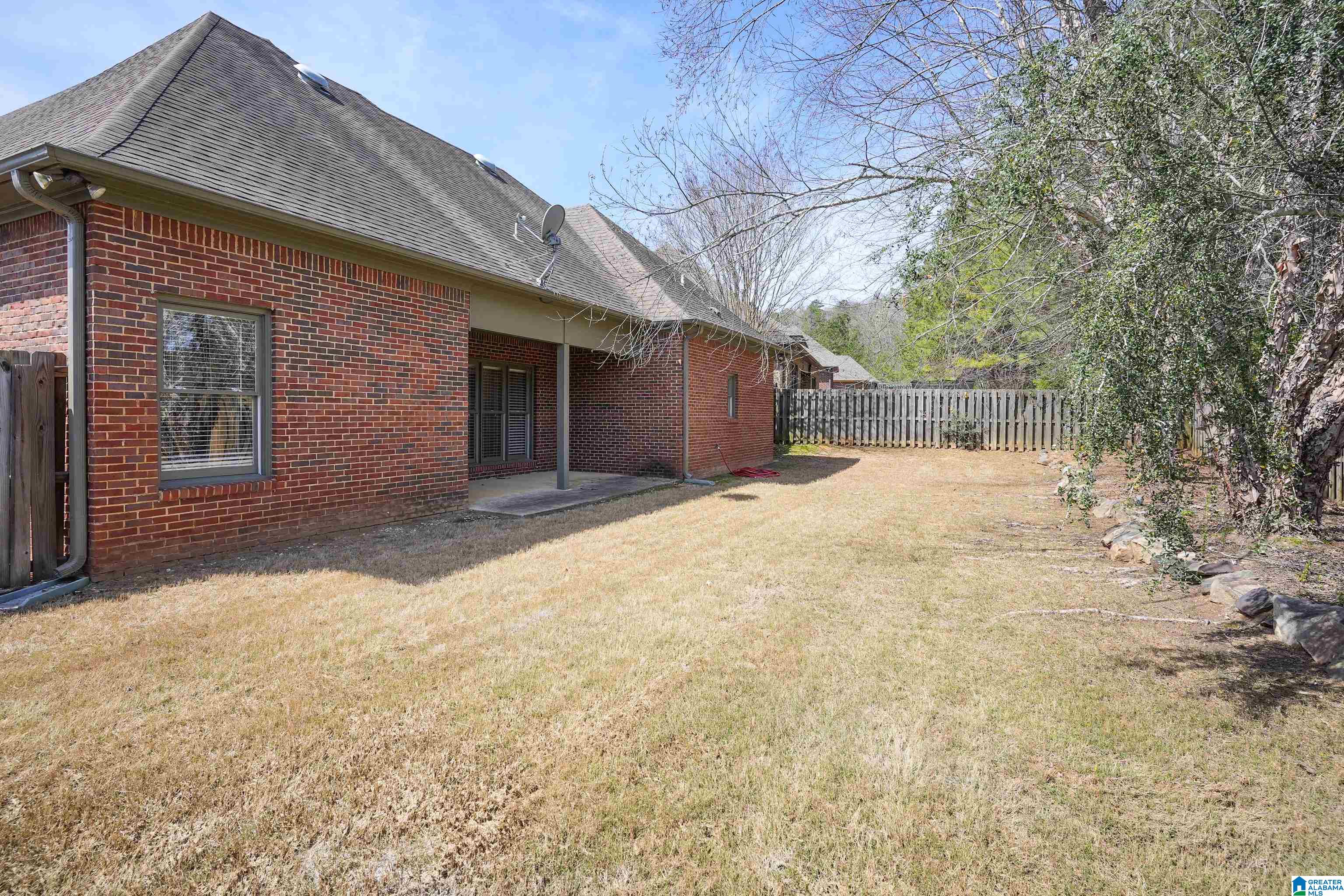 5224 Creekside Loop Birmingham, AL 35244 - Photo 3 of 33