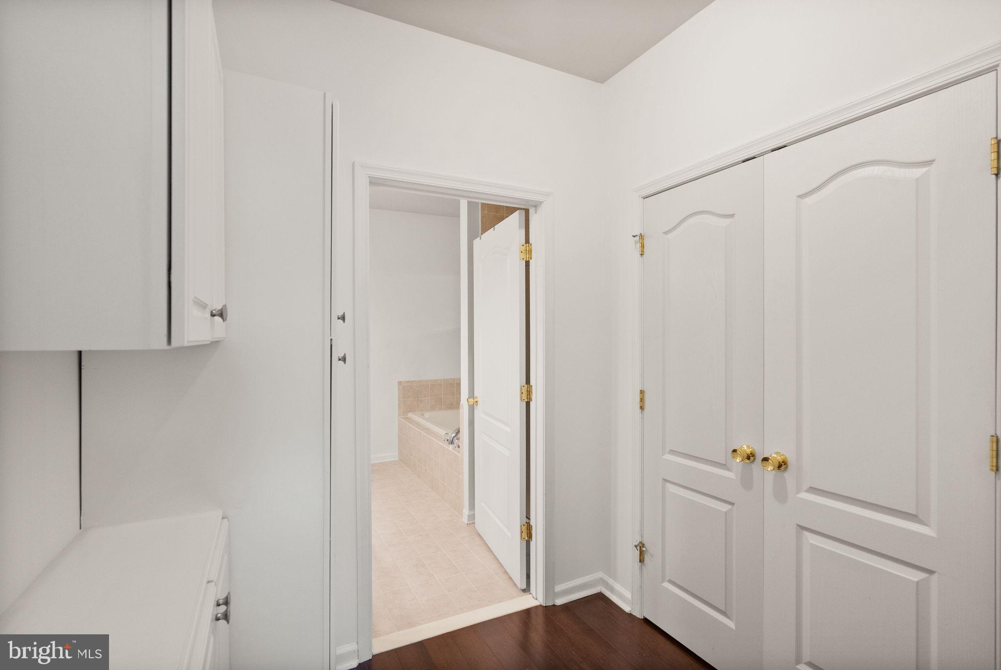 9710 Handerson Place, Unit 1 Manassas Park, VA 20111 - Photo 20 of 41 a view of an entryway with white walls