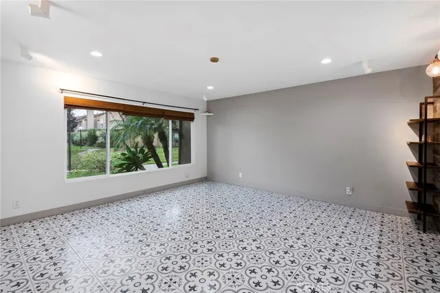 $879,000 | 15928 Prell Court, Fountain Valley, CA 92708