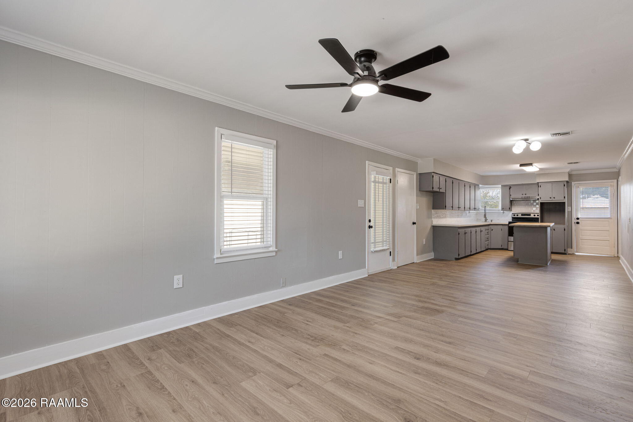 3818 Moss Street Lafayette, LA 70507 - Photo 4 of 24 4-web-or-mls-3818 Moss St-4