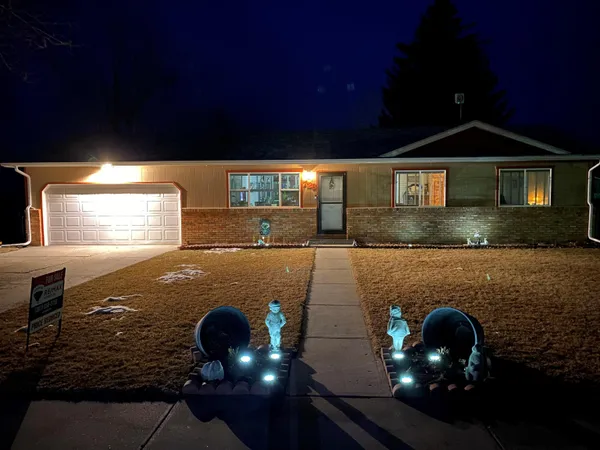 $397,500 | 728 Grant Street, Douglas, WY 82633