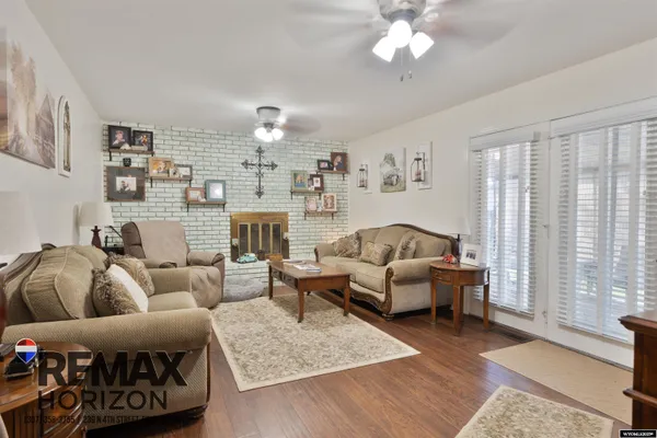 $397,500 | 728 Grant Street, Douglas, WY 82633