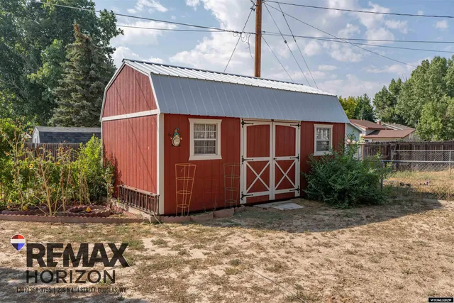 $397,500 | 728 Grant Street, Douglas, WY 82633