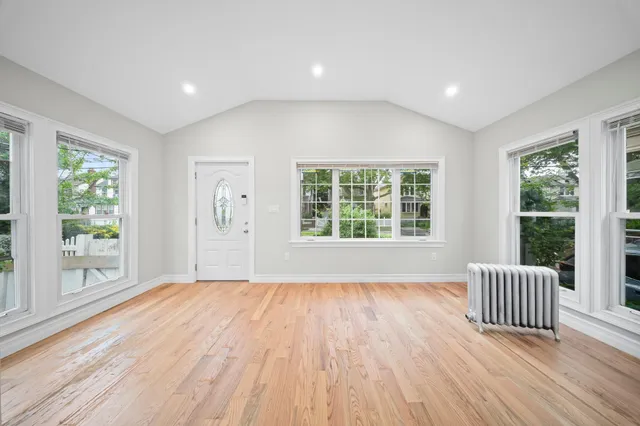 $879,000 | 110-28 213th Street | Bellaire Estates