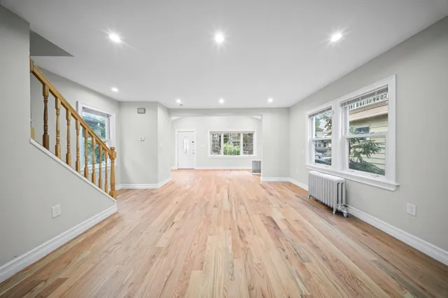 $879,000 | 110-28 213th Street | Bellaire Estates