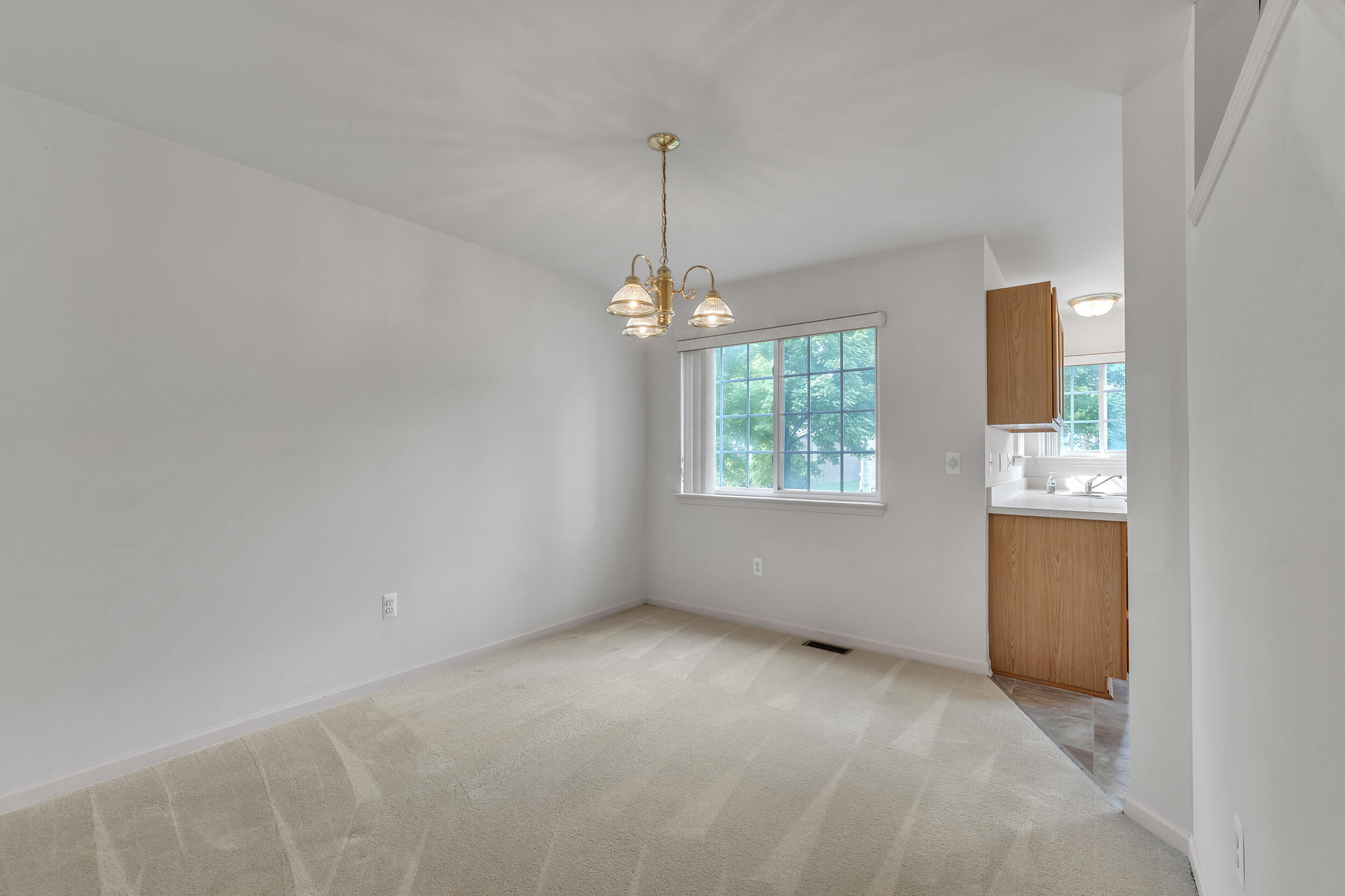 4154 Strathmore Lane Canton, MI 48188 - Photo 11 of 51 strathmore-10