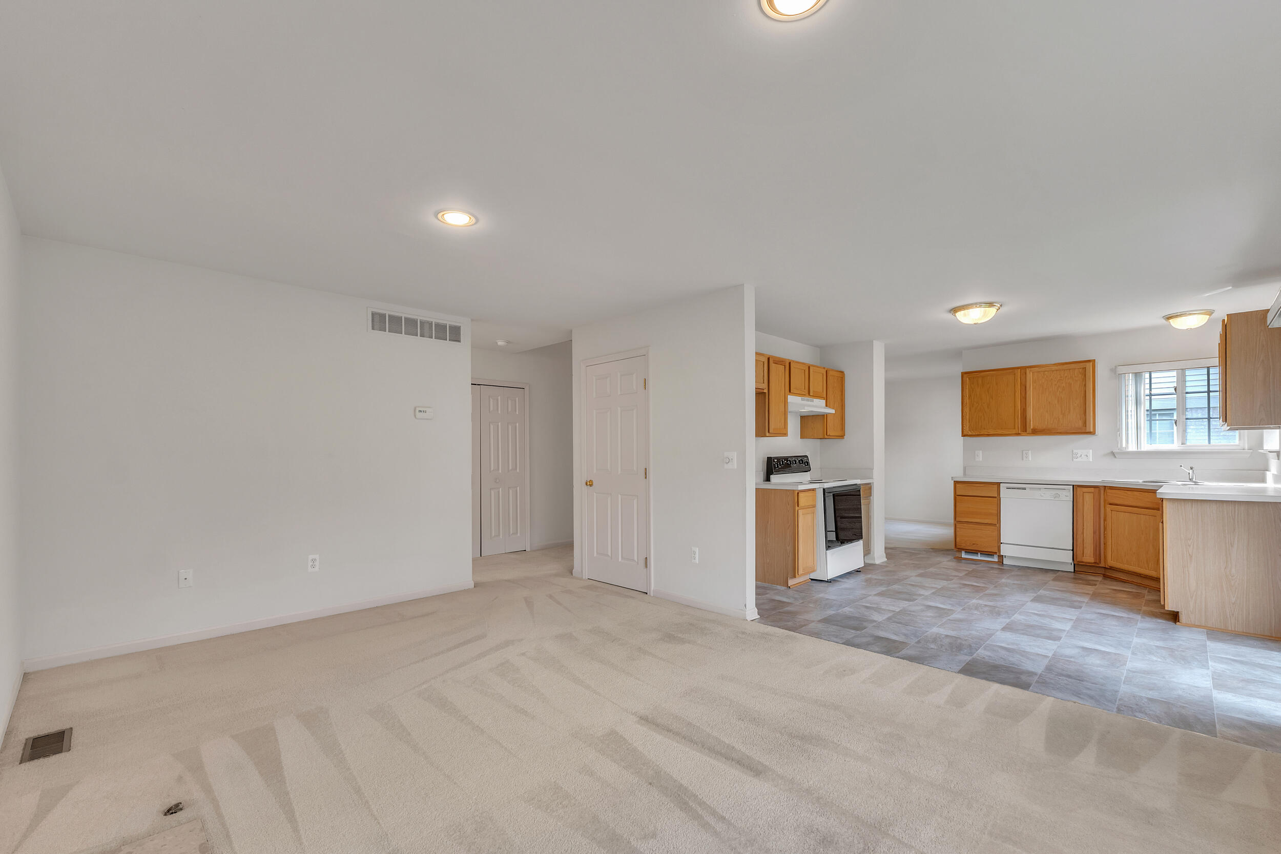 4154 Strathmore Lane Canton, MI 48188 - Photo 25 of 51 strathmore-24
