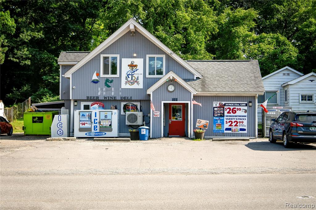 559 Heights Road Lake Orion, MI 48362 - Photo 61 of 85 Gallery Image 61