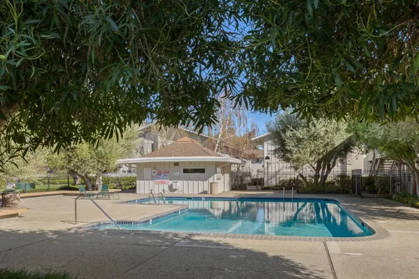 a front view of house with yard