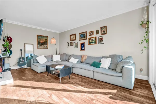 $1,040,000 | 16501 Bordeaux Lane, Unit 211, Huntington Beach, CA 92649