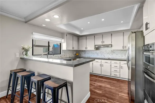 $1,040,000 | 16501 Bordeaux Lane, Unit 211, Huntington Beach, CA 92649