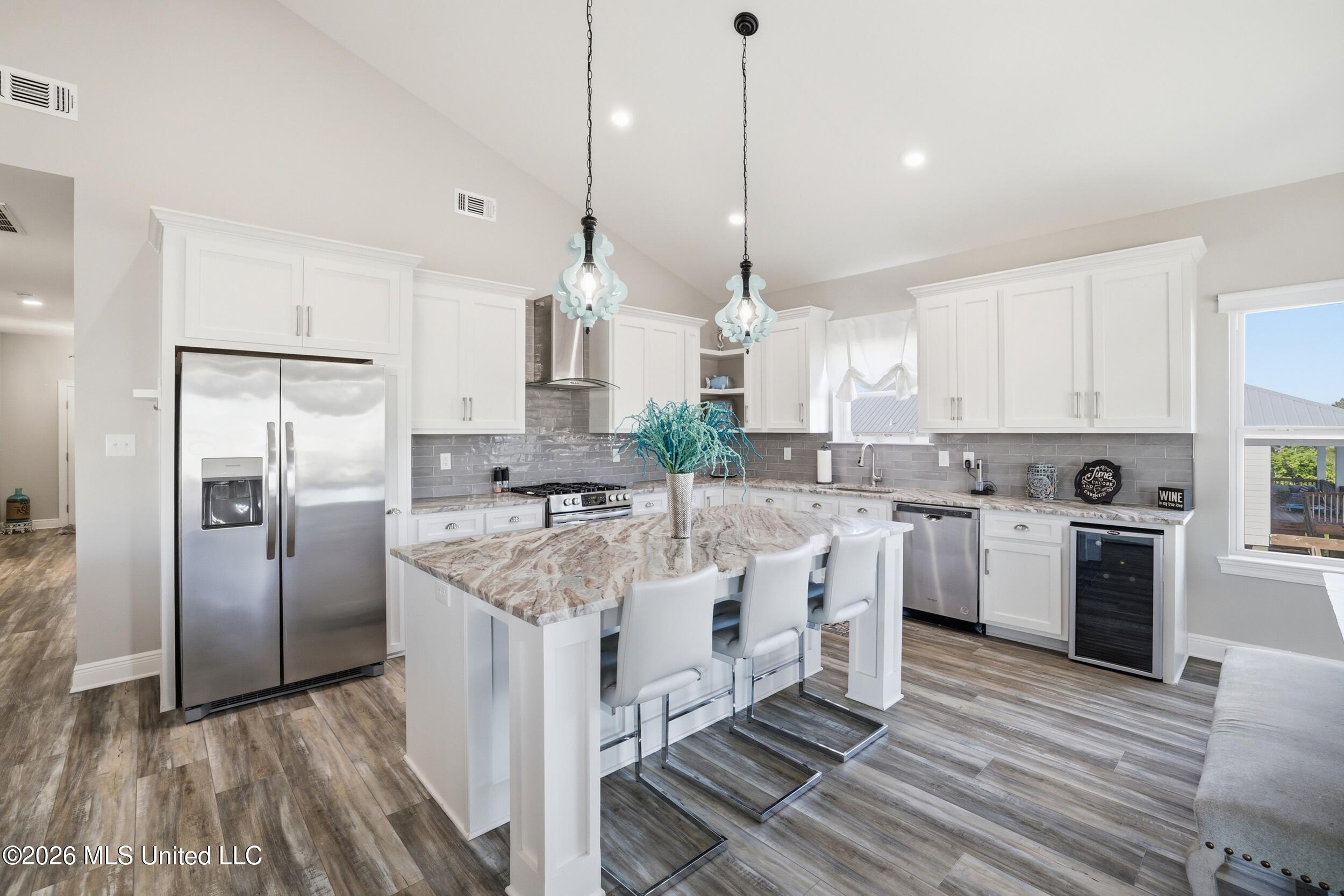 10093 East Shorecrest Road Biloxi, MS 39532 - Photo 19 of 56 32_r6__5275